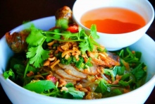 Nha Trang tour: These famous dishes in Nha Trang, have you ever tried ?